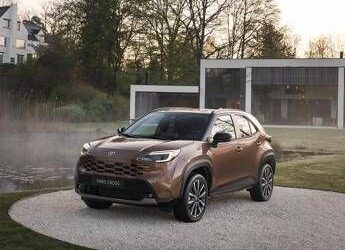 Toyota Yaris Cross 2026 cambia volto