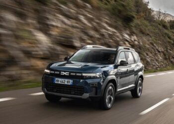 Dacia Bigster, aperti gli ordini per la versione Gpl mild hybrid